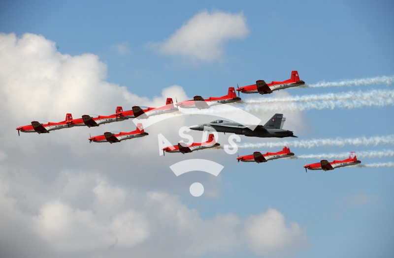 Swiss Aerobatic Team with F-18 Hornet at RIAT 2018