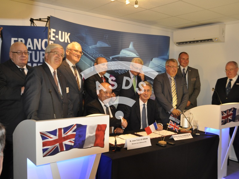 UK-French strategic agreement signed at Farnborough